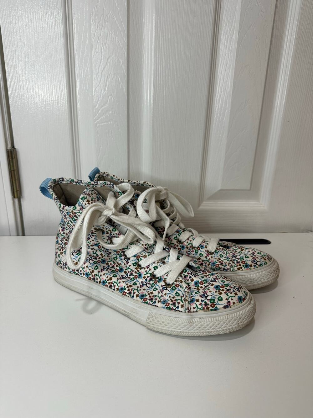 Boden Sz 41/10 Canvas High Top Sneakers Floral Blue Trainers Women - Nice!